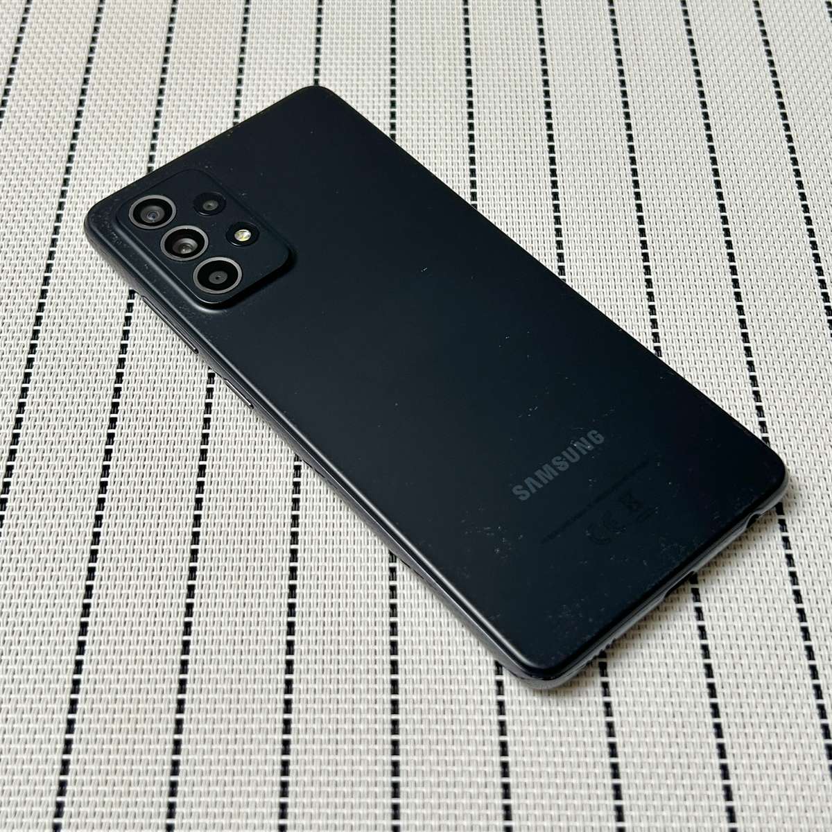 Samsung Galaxy A52s 5G | Awesome Black | 128GB (1 Month Warranty)