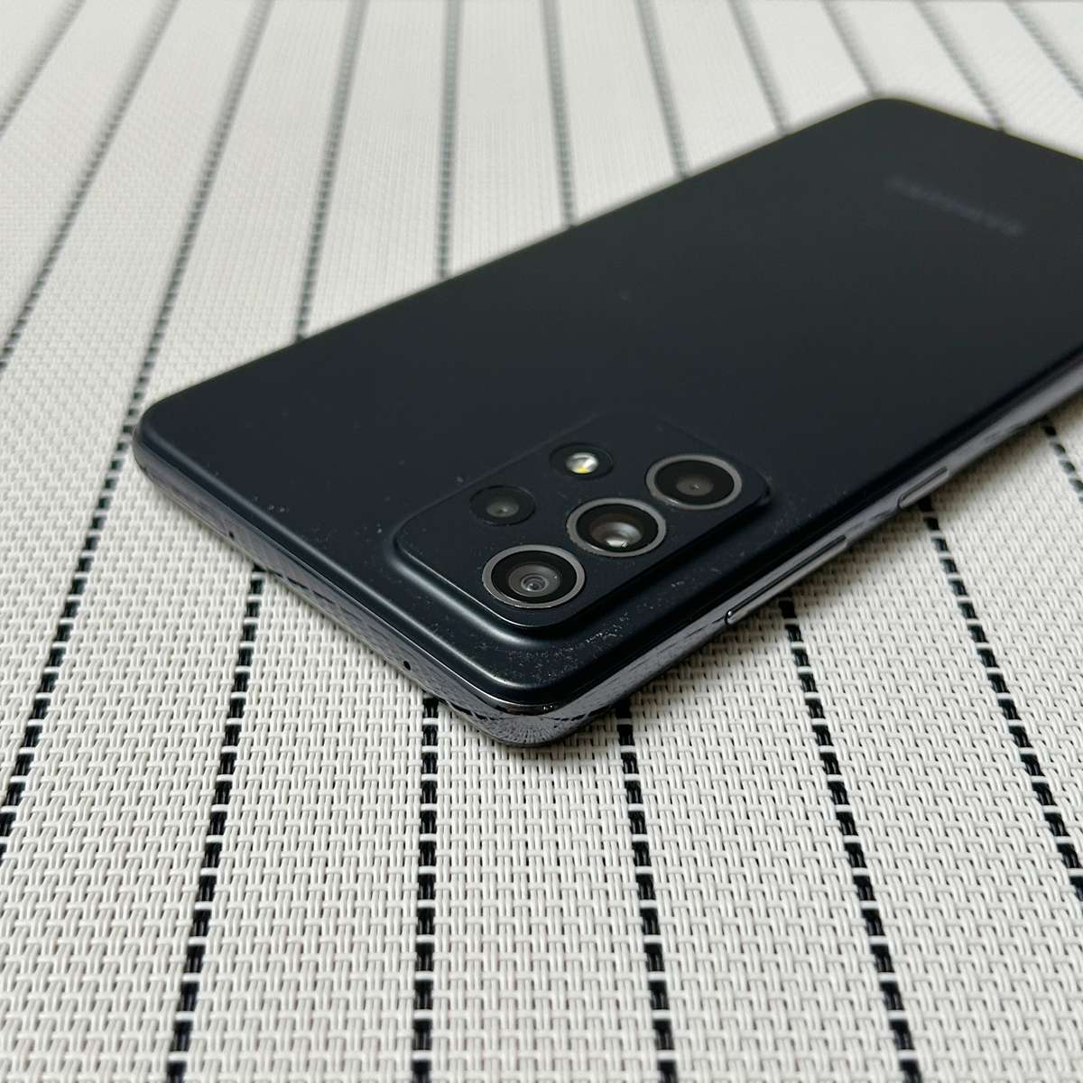 Samsung Galaxy A52s 5G | Awesome Black | 128GB (1 Month Warranty)