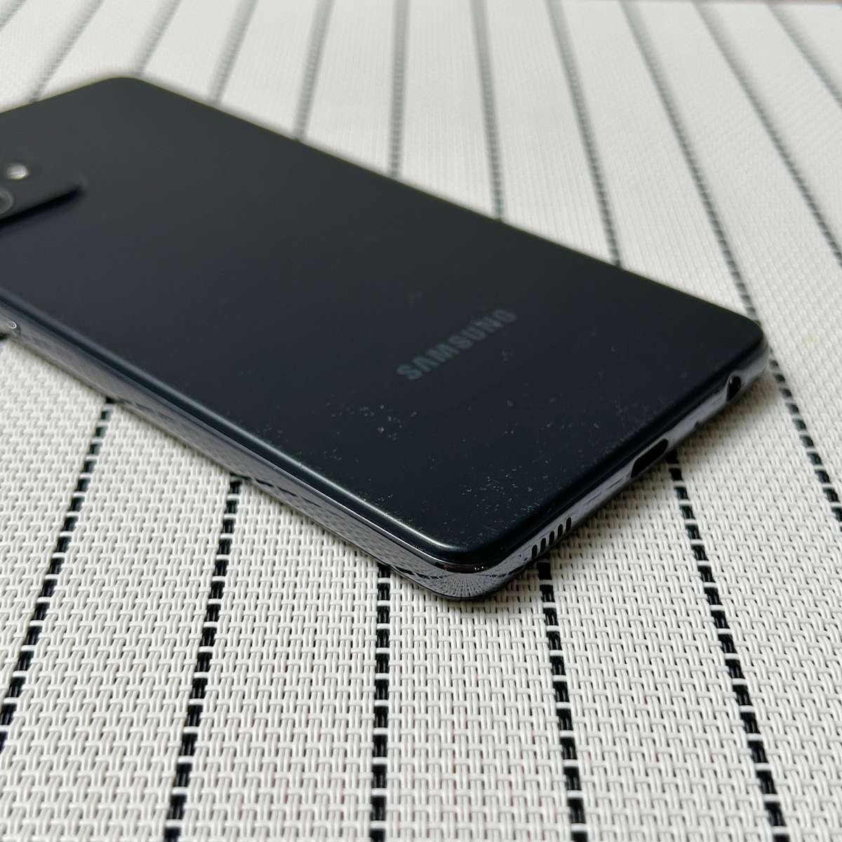 Samsung Galaxy A52s 5G | Awesome Black | 128GB (1 Month Warranty)