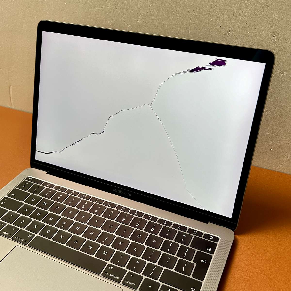 Apple MacBook Pro 13 Inch 2017 | Space Grey | Intel Core i5 | 128GB SSD/8GB RAM | (Read Ad)