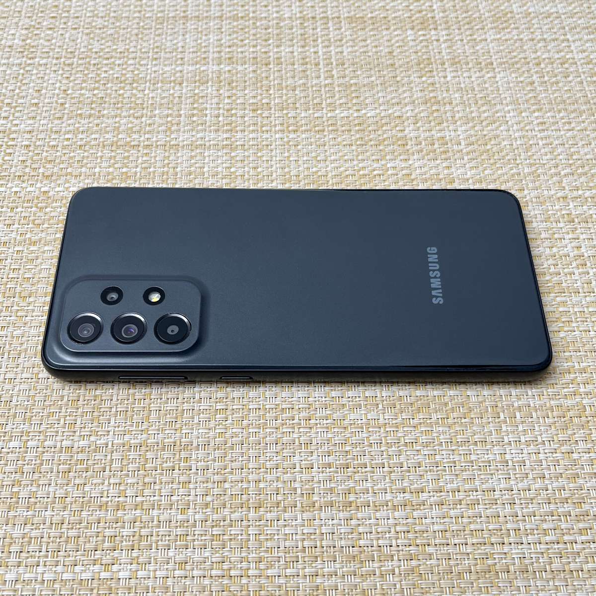 Samsung Galaxy A33 5G | Awesome Black | 128GB | Dual Sim | (1 Month Warranty)