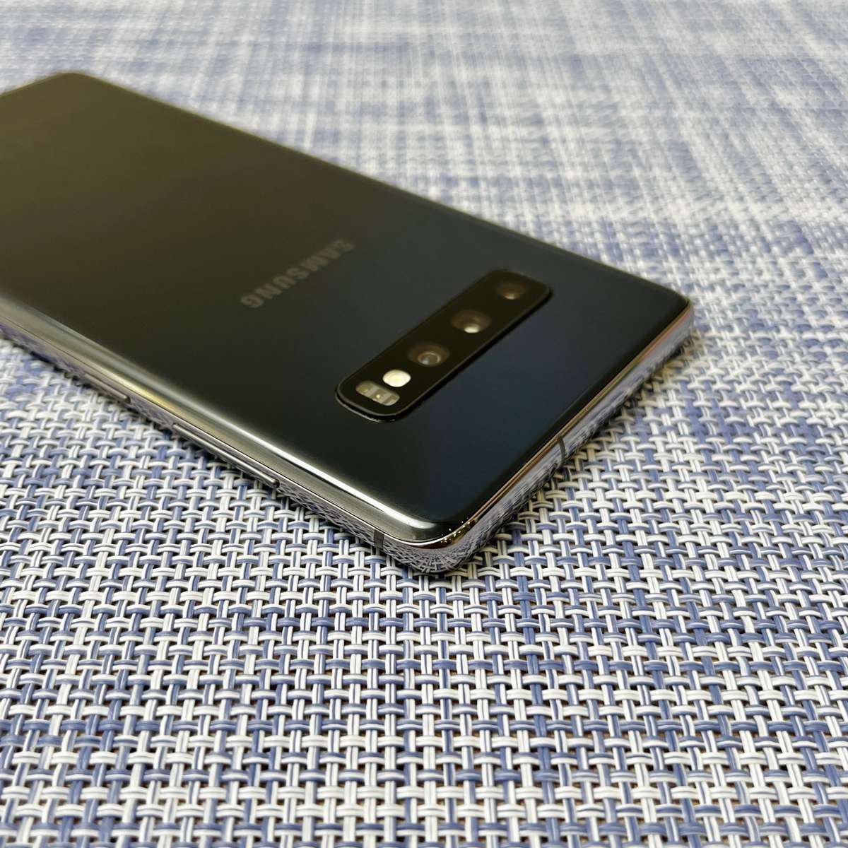 Samsung Galaxy S10 Plus Prism Black 128GB (Read Ad Description)