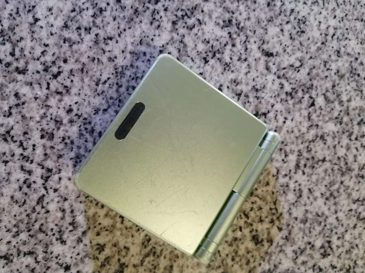 Game Boy Advance SP 101