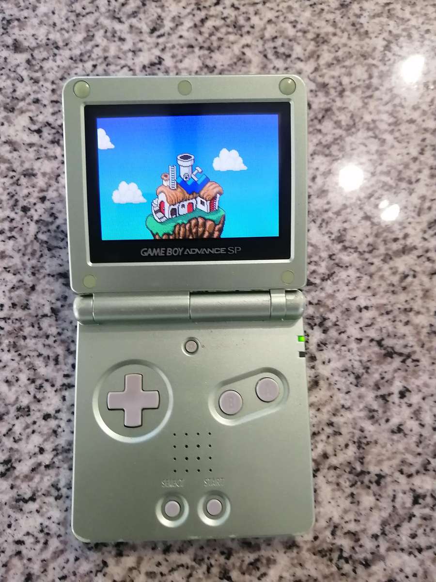 Game Boy Advance SP 101