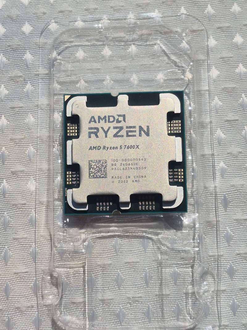 AMD Ryzen 5 7600X AM5 CPU - Brand New / Unused (Blister Pack)