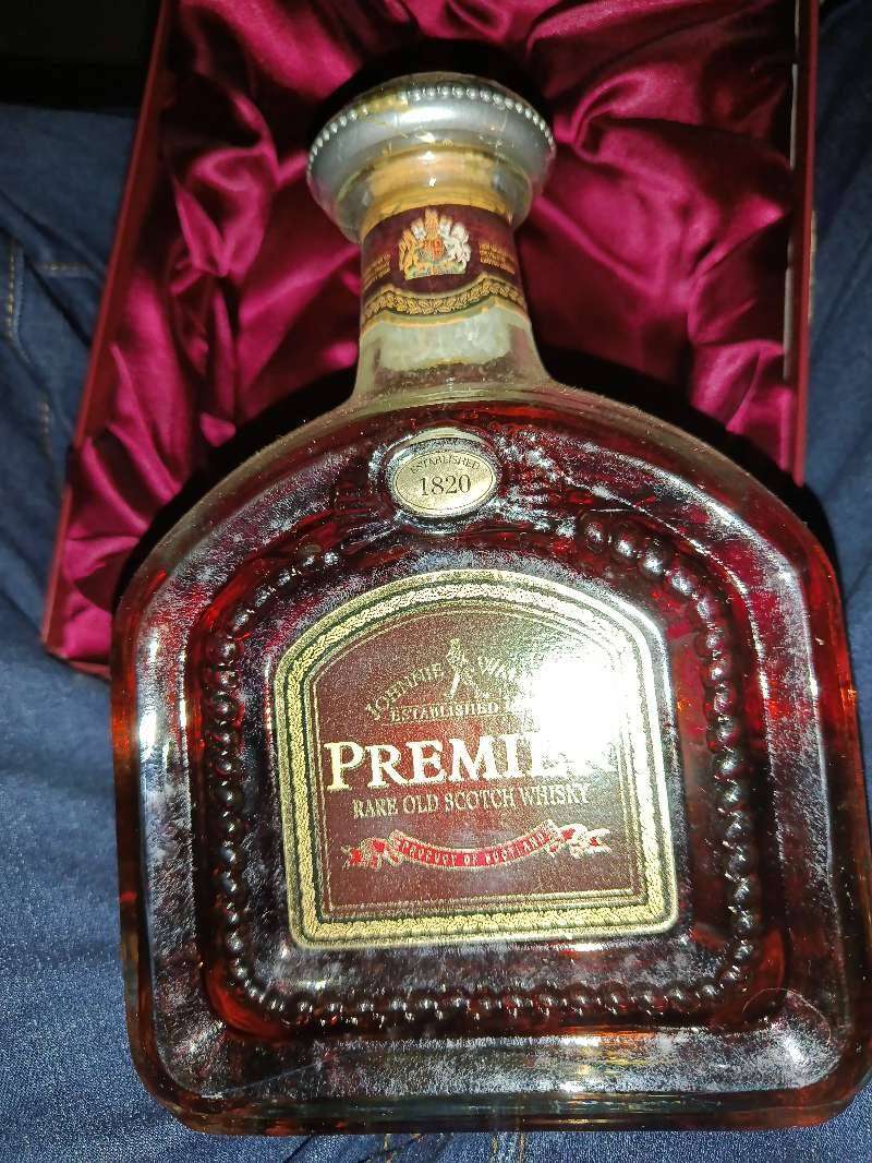 Johnnie walker Premier