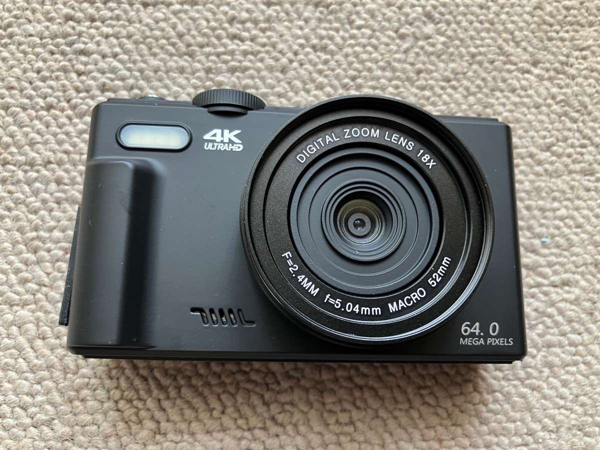 4K Compact Digital Camera, 64MP, 18x digital zoom