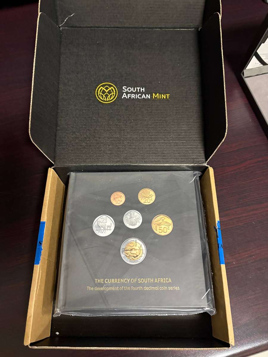 MINT 2025 Proof Set South Africa with all items