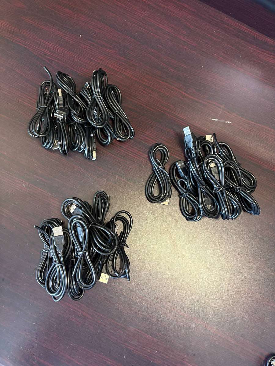 10x USB Cables