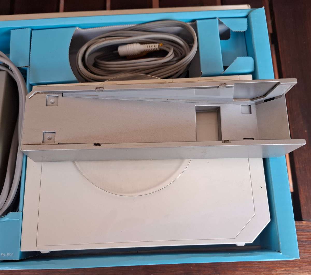 NINTENDO Wii CONSOLE plus extras