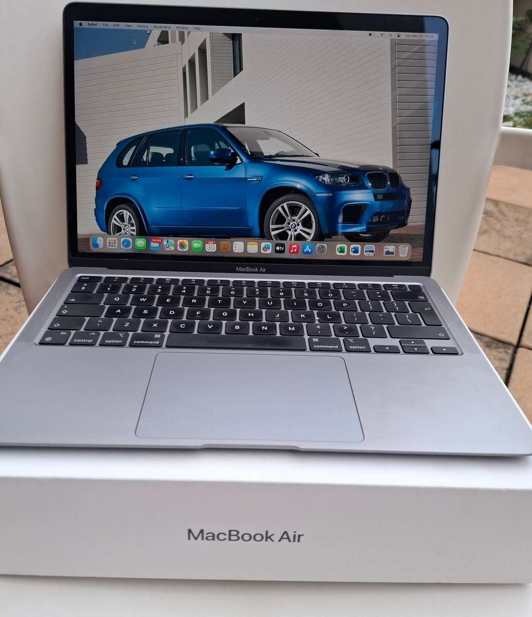 MacBook Air M1 13.3 Inch