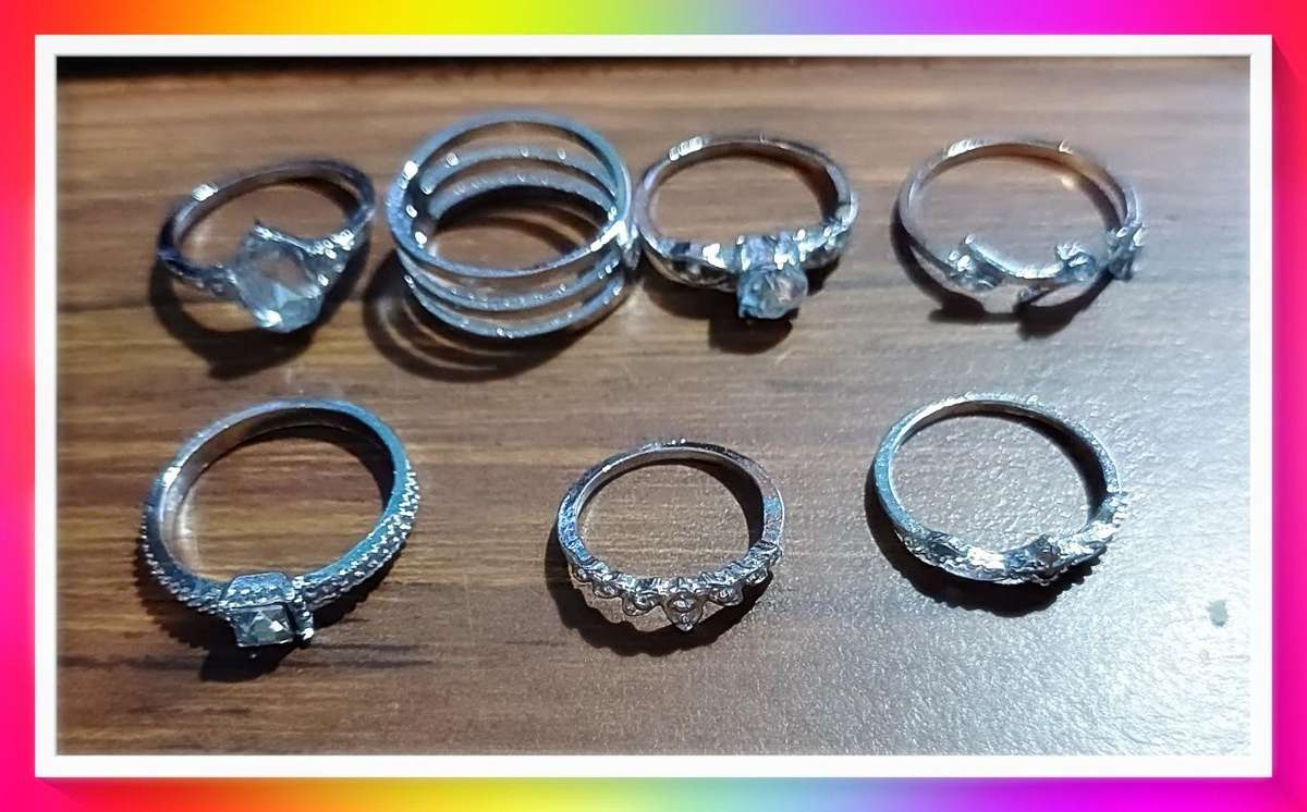 Blaze of glory 7 pc fashion ring set