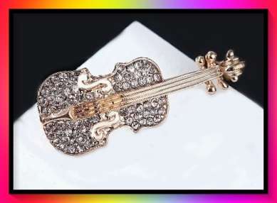 Lovely music lovers violin brooch lapel pin