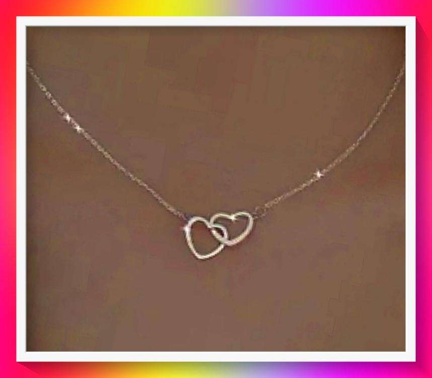 Beautiful interlocking delicate design hearts necklace