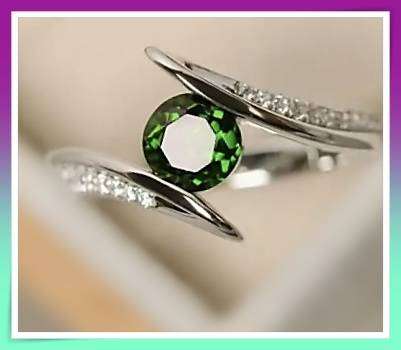 Exquisite Promise Ring, Inlaid With Multi-colored Faux Zirconia S6
