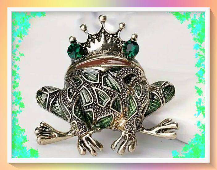 Amazing Antique Style Frog King Brooch