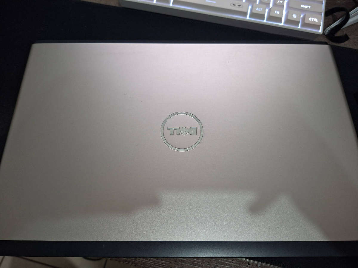 Dell Vostro 3500 *no reserve *read