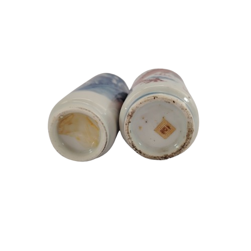 Chinese Vitage Porcelain Snuff bottles Red Dragon