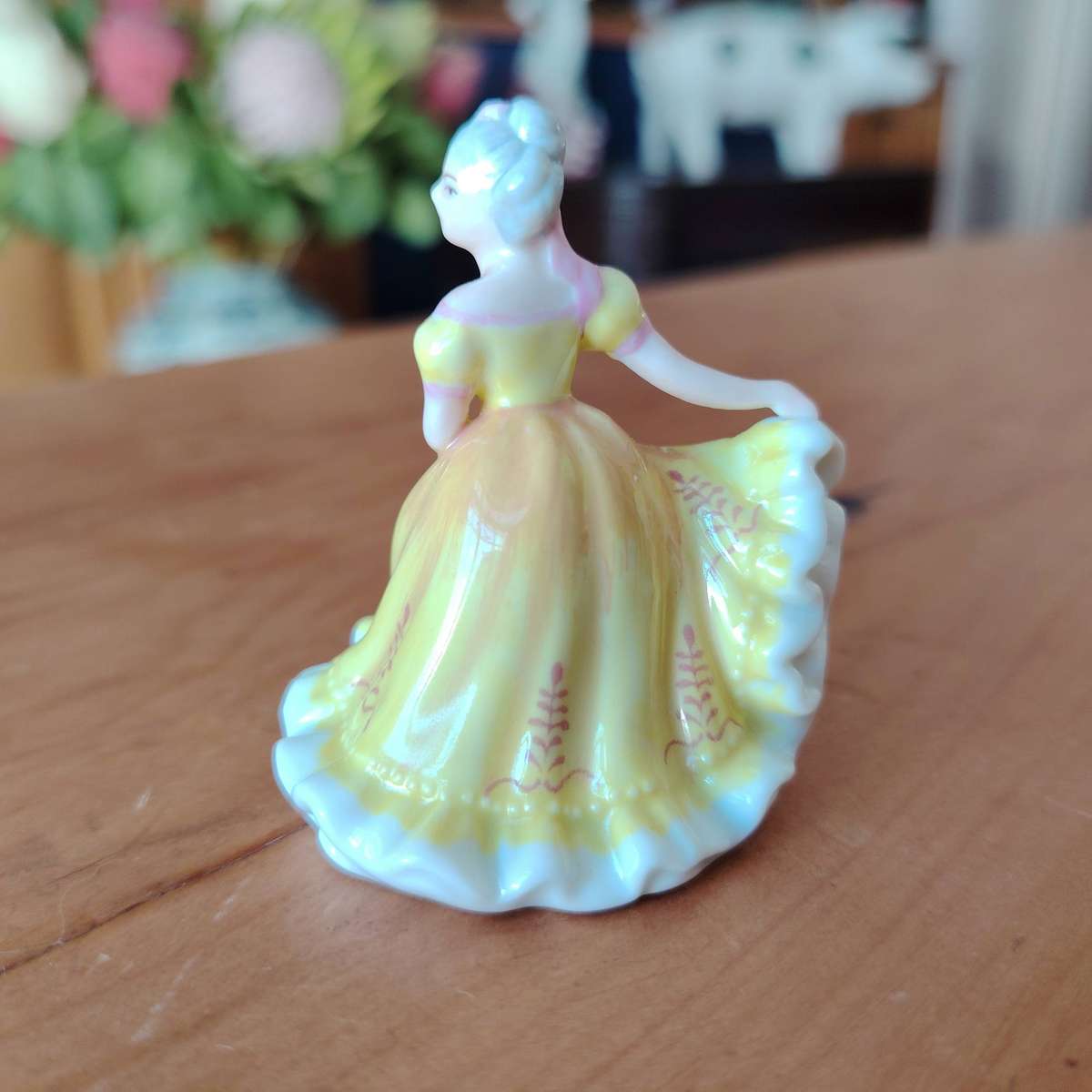 Royal Doulton Ninette Miniature M206