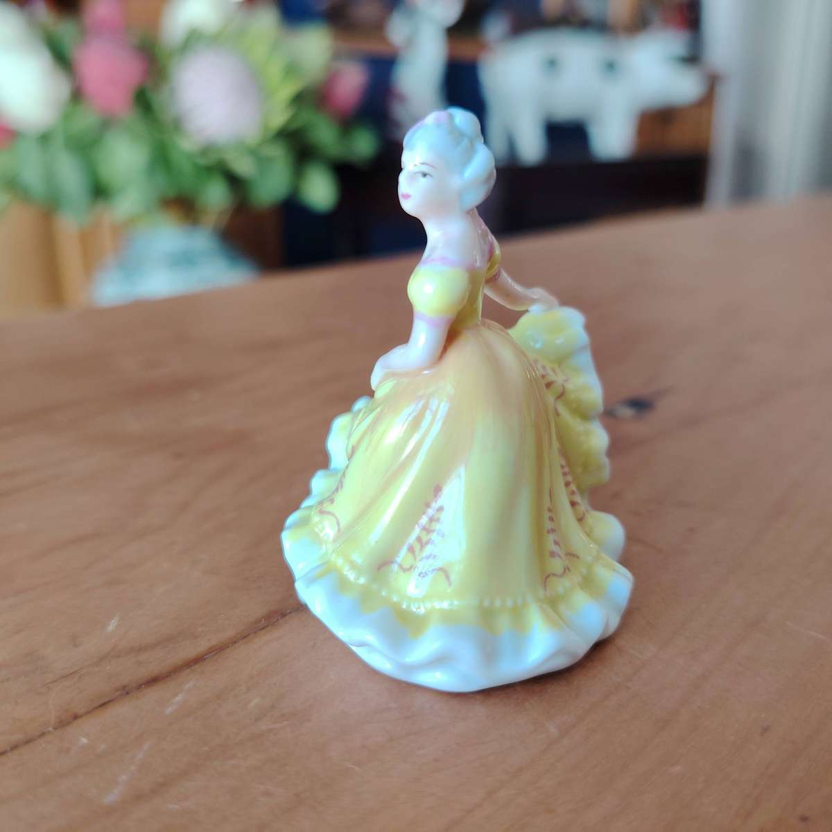 Royal Doulton Ninette Miniature M206