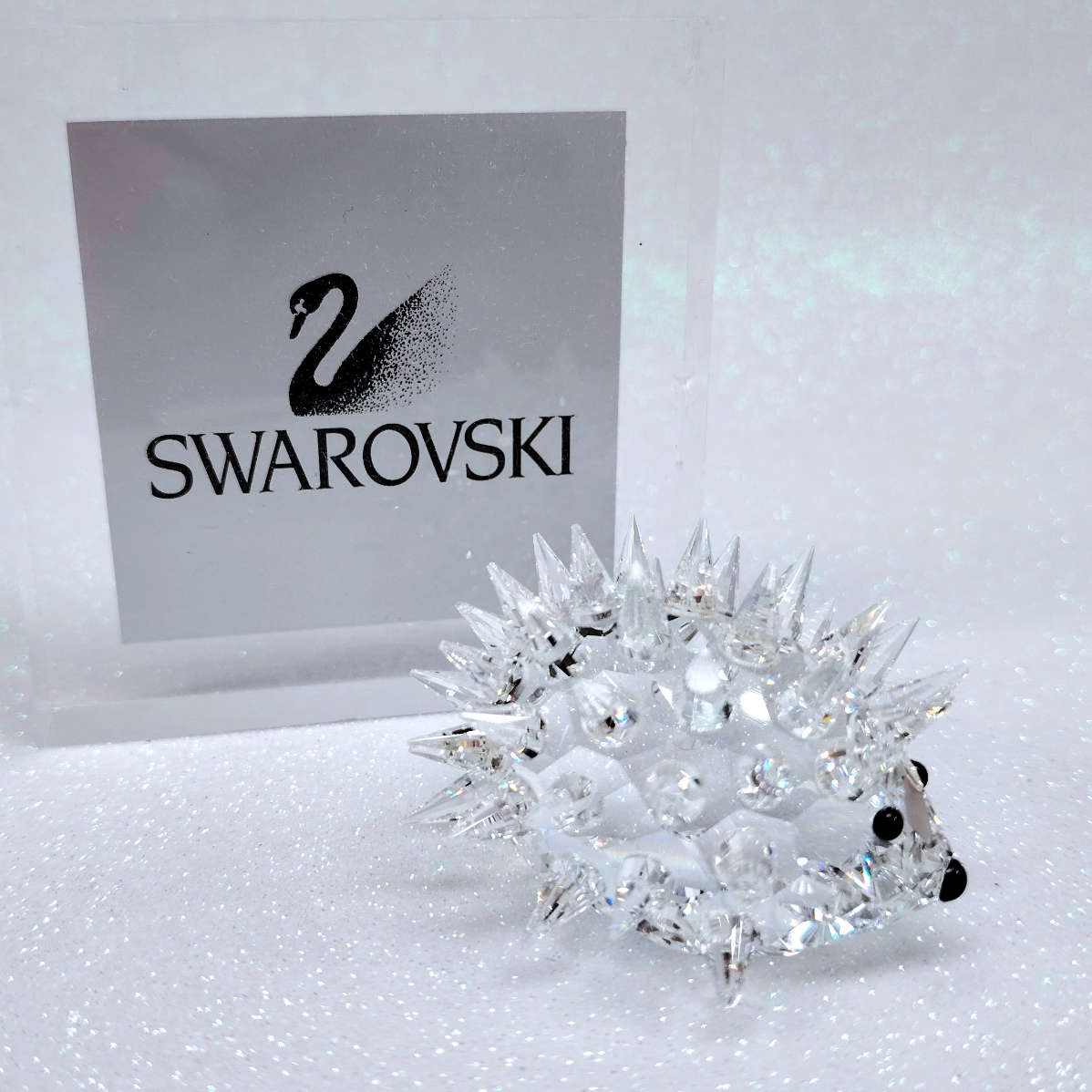 Swarovski Crystal Medium Oval Hedgehog no Whiskers