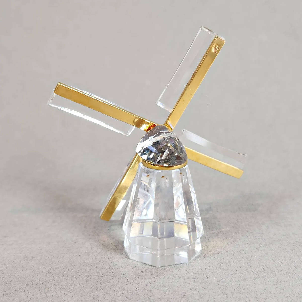 Swarovski Crystal 18k Gold Plated, Windmill Memories Journeys