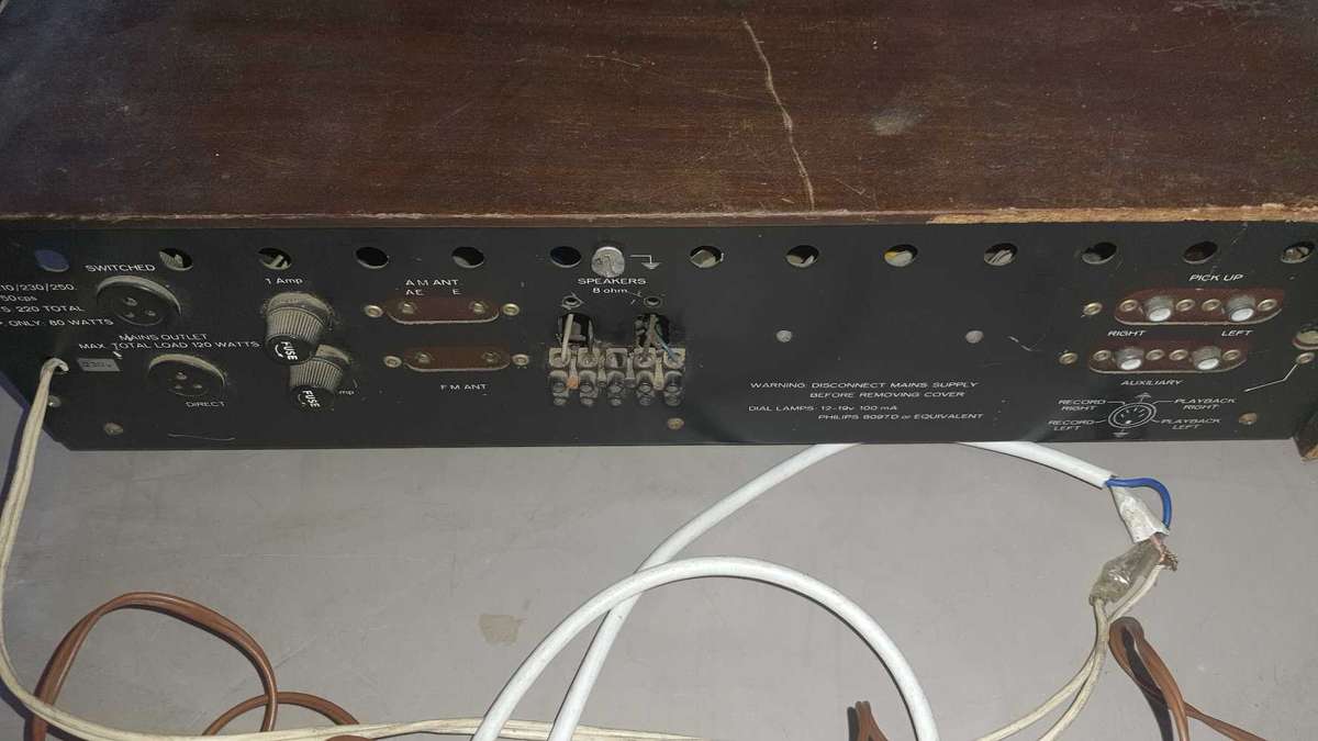 Gallo Sound 440 Solid state stereo amplifier