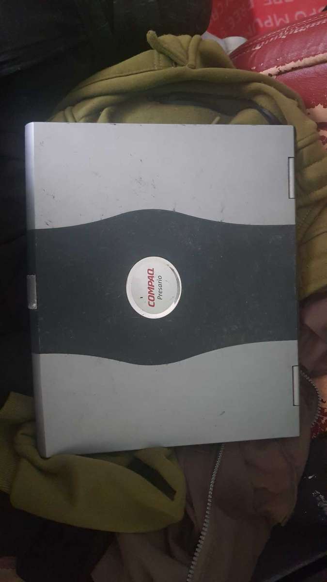 Compaq laptop As spares