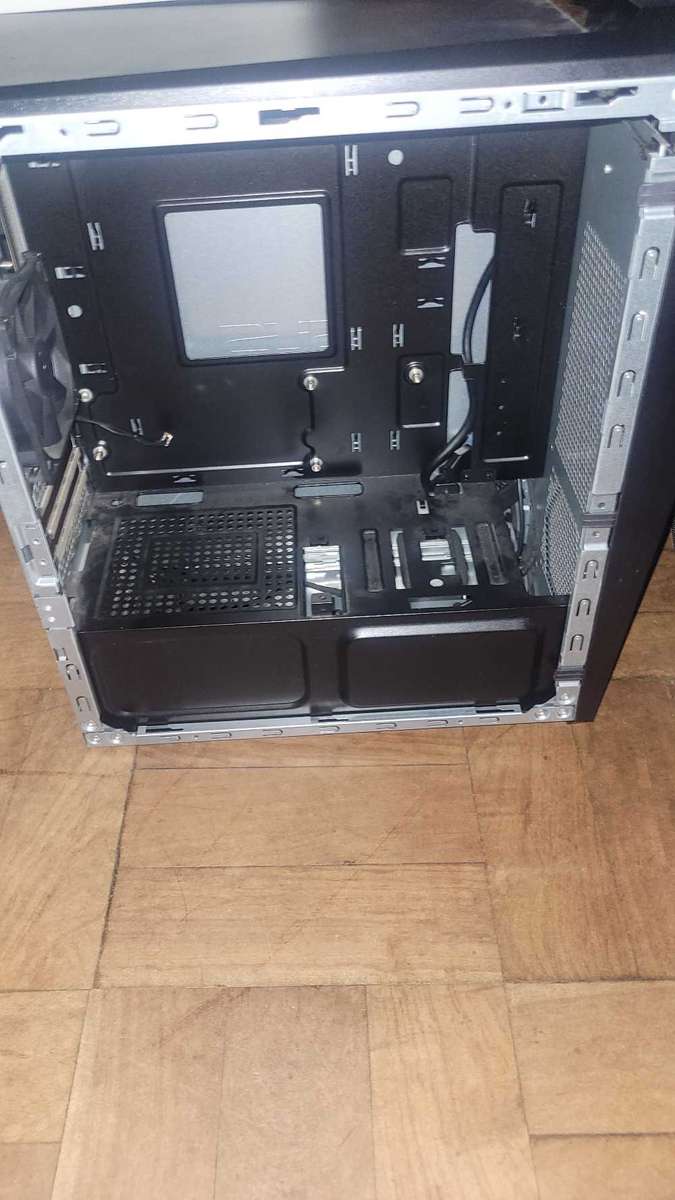 Asus ROG STriX G10dK matx Case