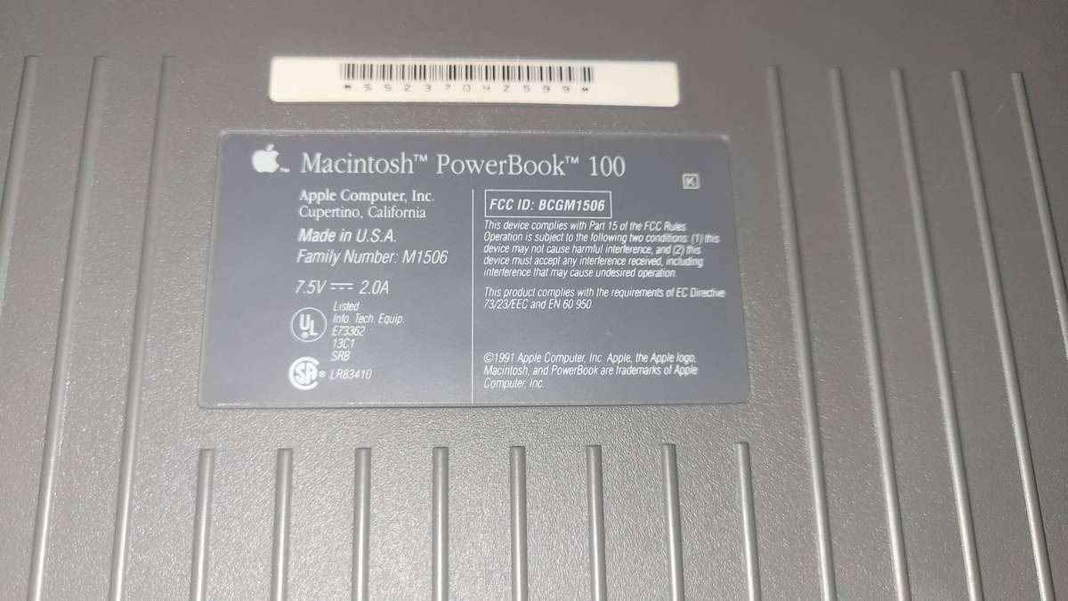 Vintage MacBook Powerbook 100