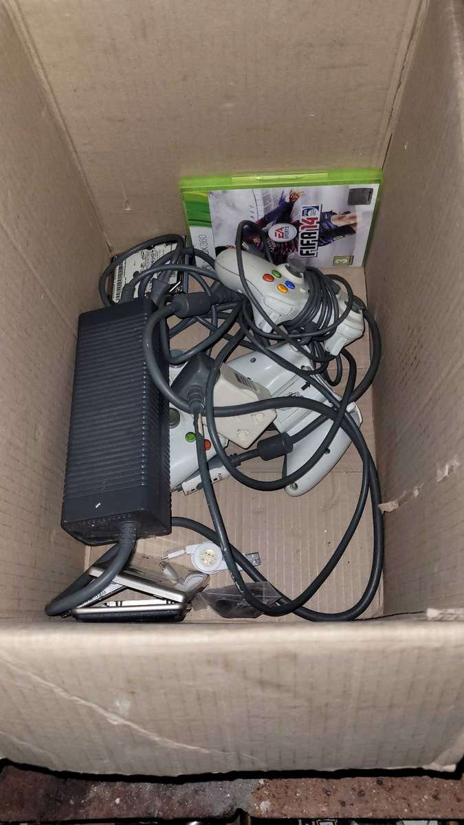 Xbox 360 (Red ring as spares)