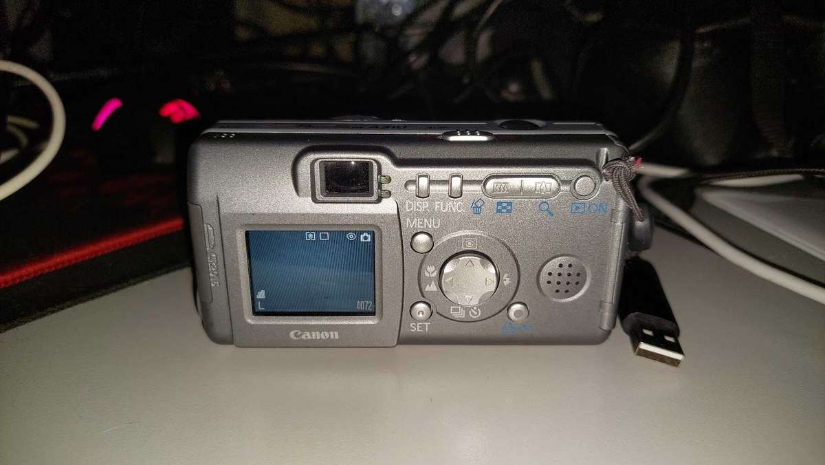 Canon Powershot A310 Camera