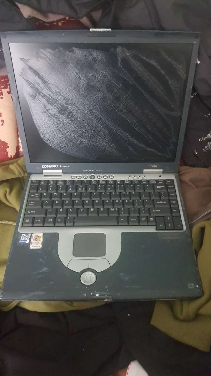 Compaq laptop As spares