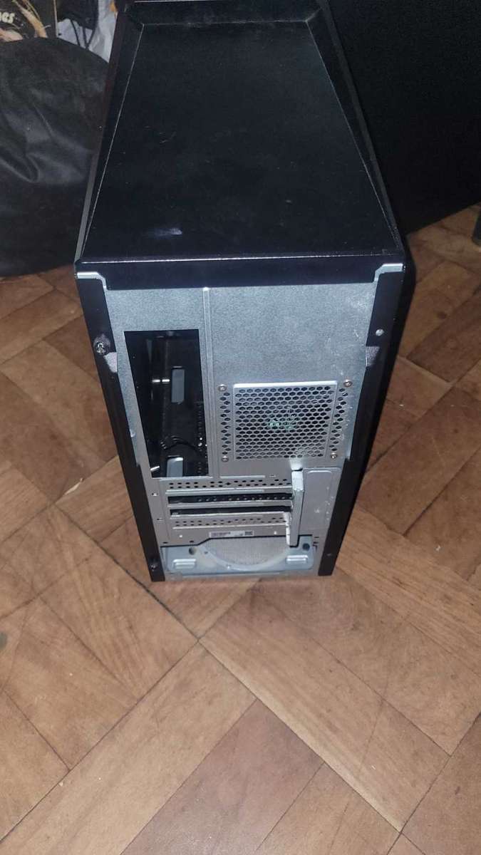 Asus ROG STriX G10dK matx Case