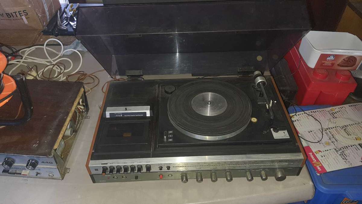 National Panasonic SG-1070A with speakers (Needs Service)