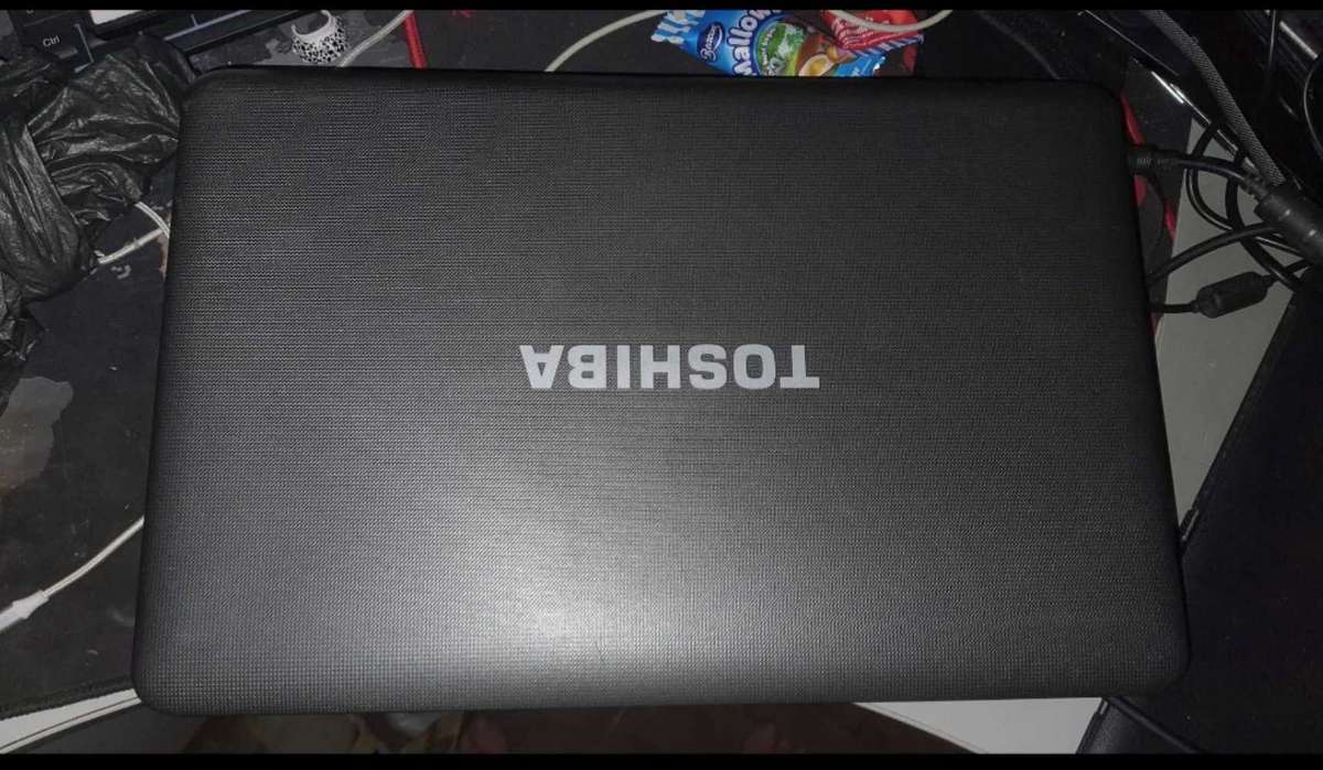 Toshiba laptop As spares