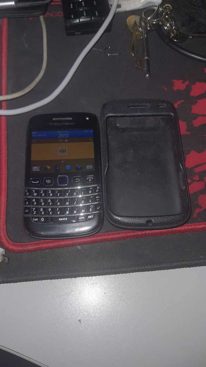 Blackberry Bold phone