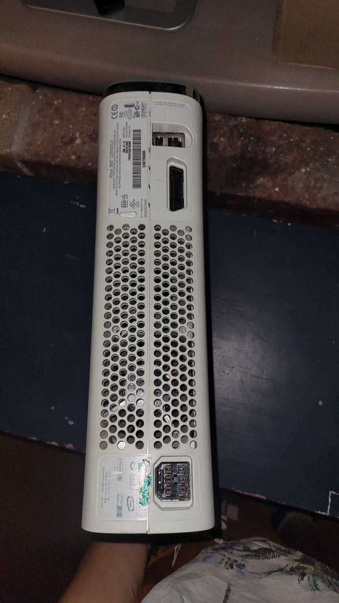 Xbox 360 (Red ring as spares)