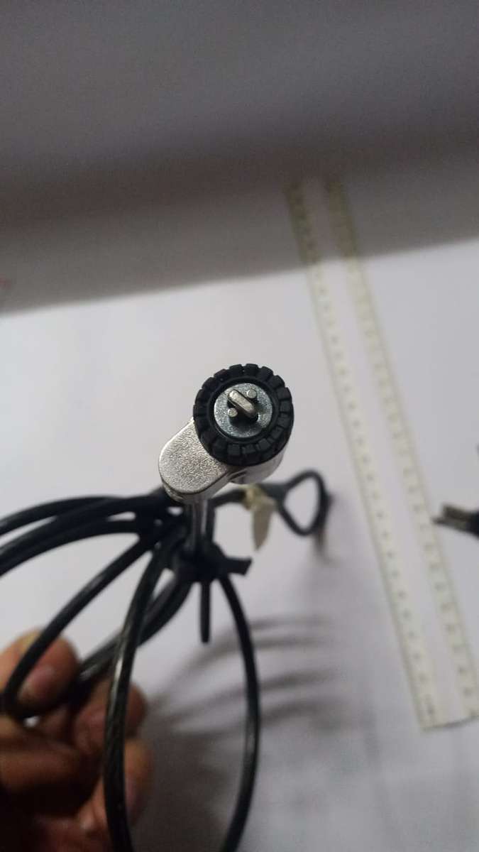 Lenovo Kensington Keyed Laptop/Notebook Lock - Comes with 2 Keys - New