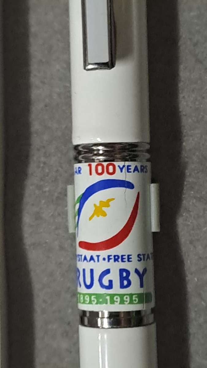South African Pens 1 x Collectable O.V.S. Rugby 100 years. Pen. No Ink. + display box (metal/white)