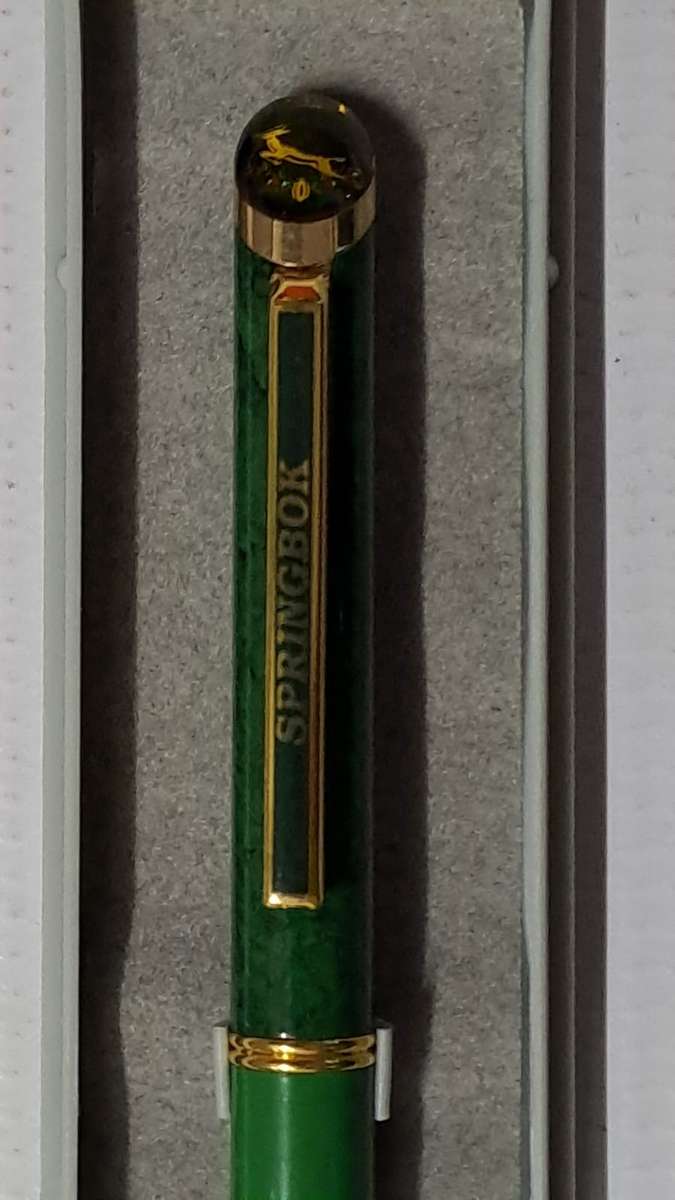 South African Pens 1 x Collectable Springbok Pen. Type 1.  No Ink. + display box (metal/green)
