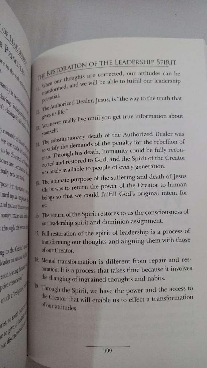 Book - Dr. Myles Munroe - The Spirit of leadership. (Hard cover).