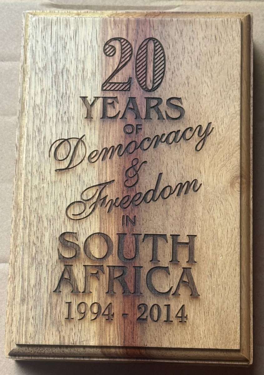 2014 South African MINT Box And Certificate.