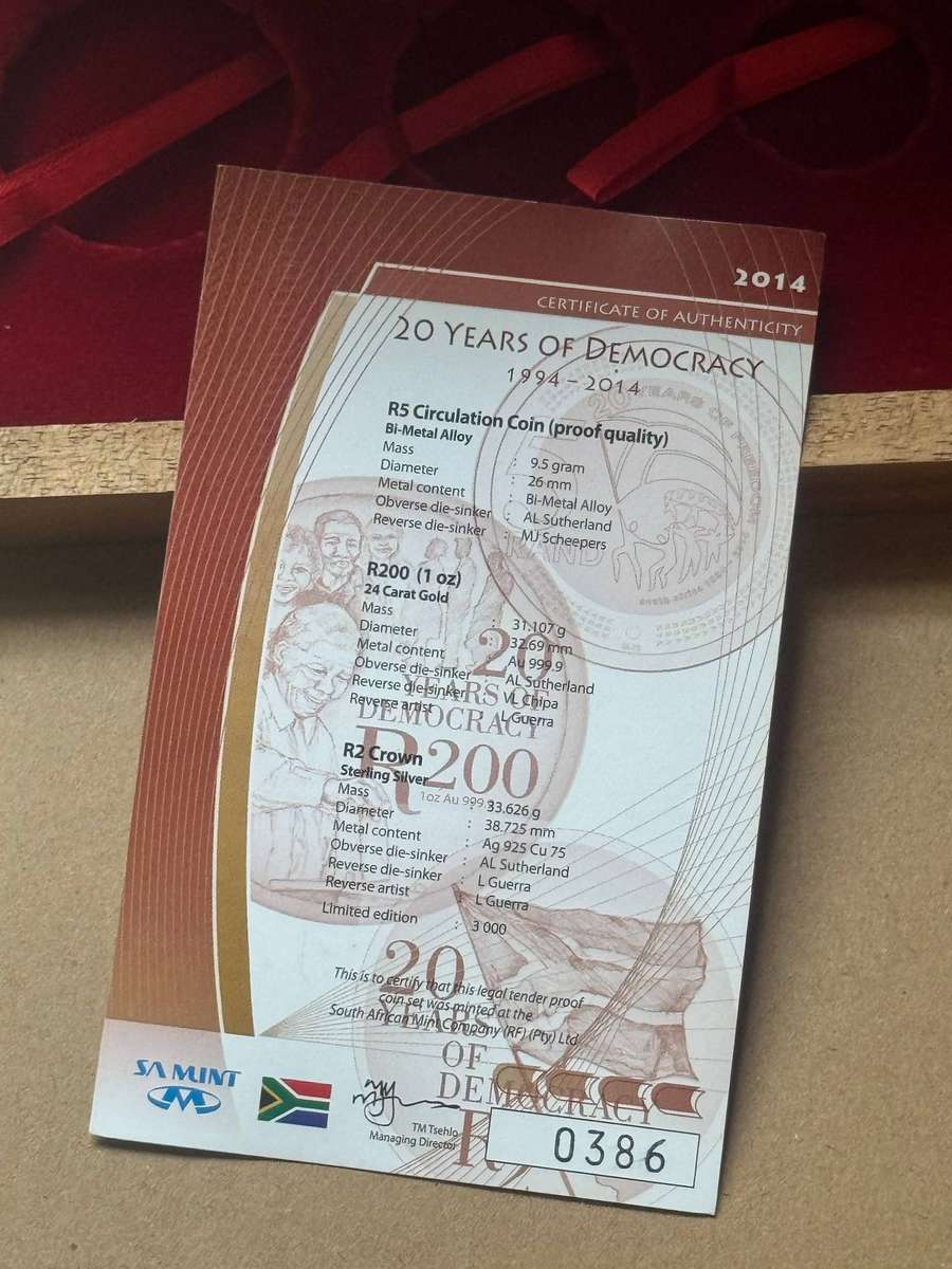 2014 South African MINT Box And Certificate.