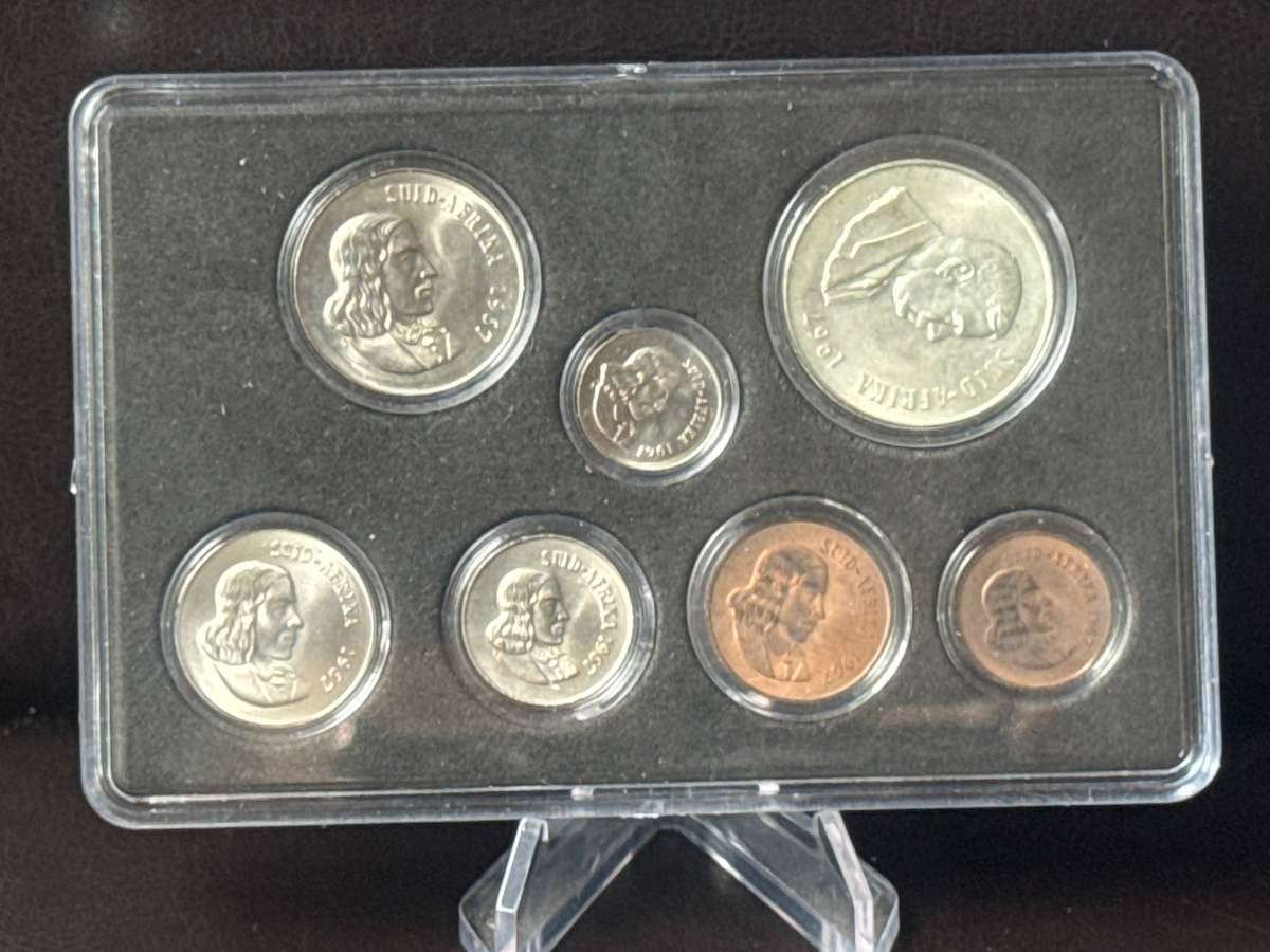 1967 (A) South Africa UNC SET.
