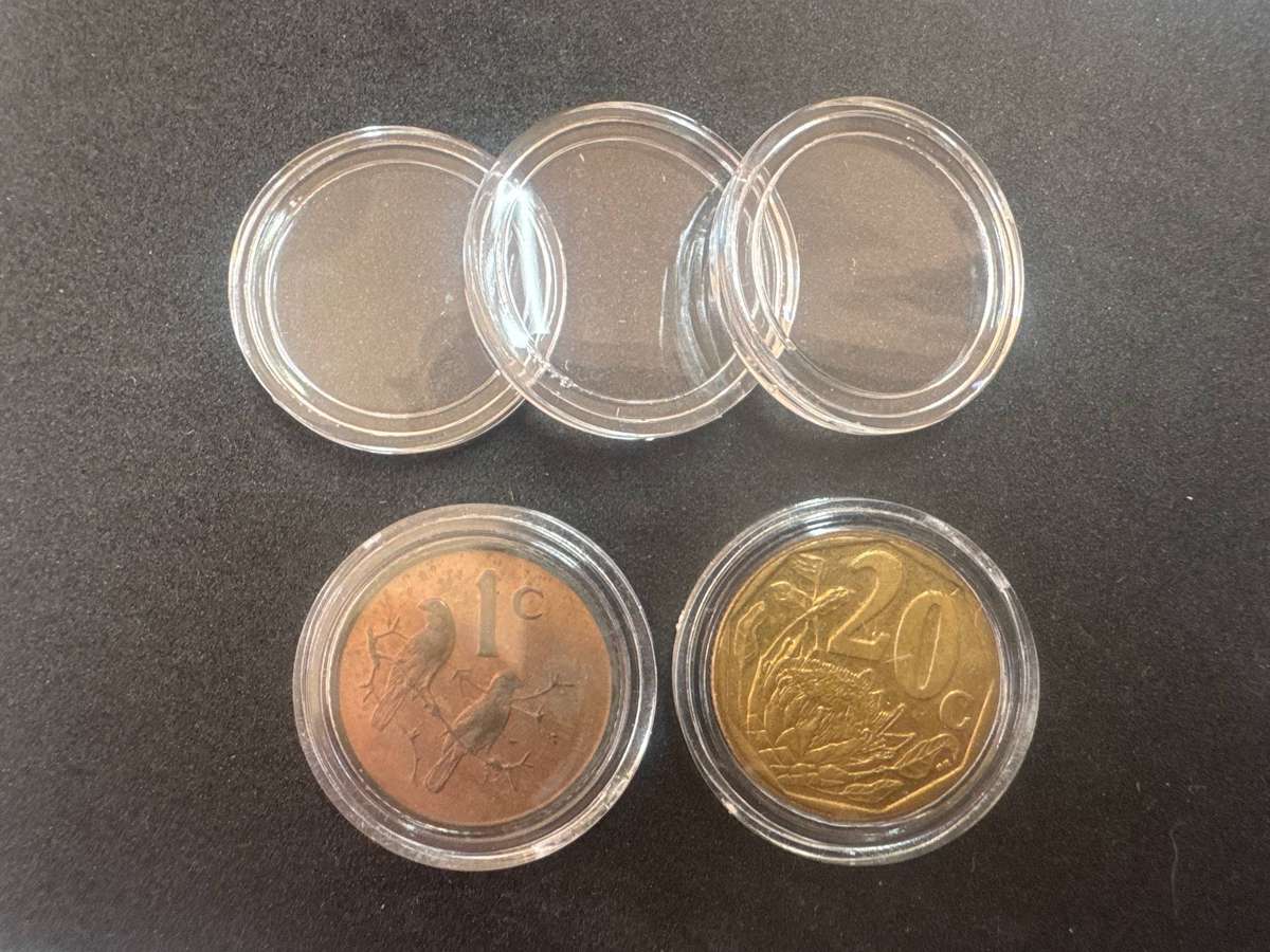Inner diameter 19.2mm Coin Capsule. Fit 20c and 1cent. (No Coin)