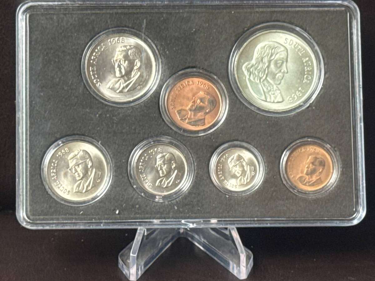 1968 (E) South Africa UNC SET.