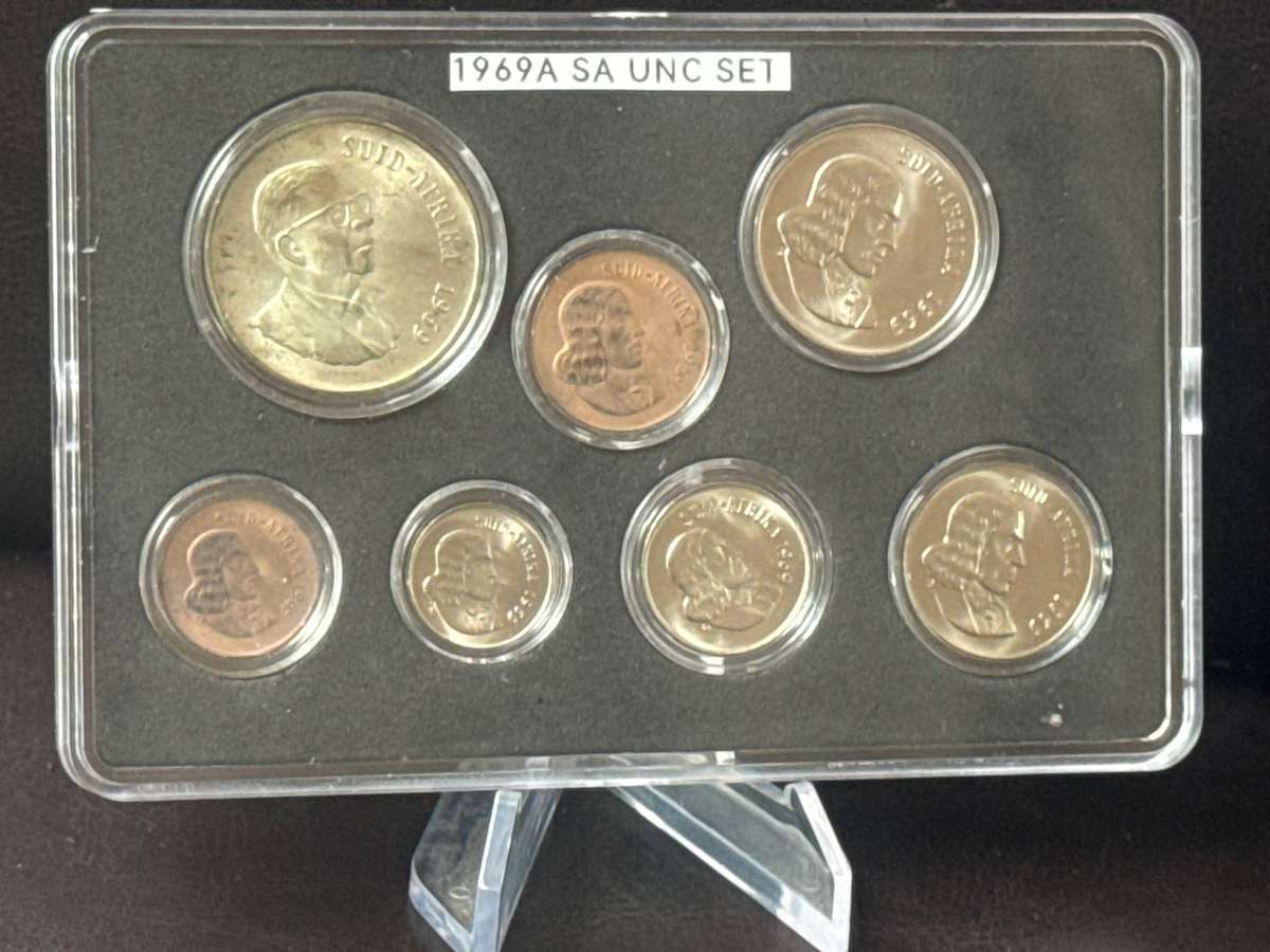 1969 (A) South Africa UNC Set.