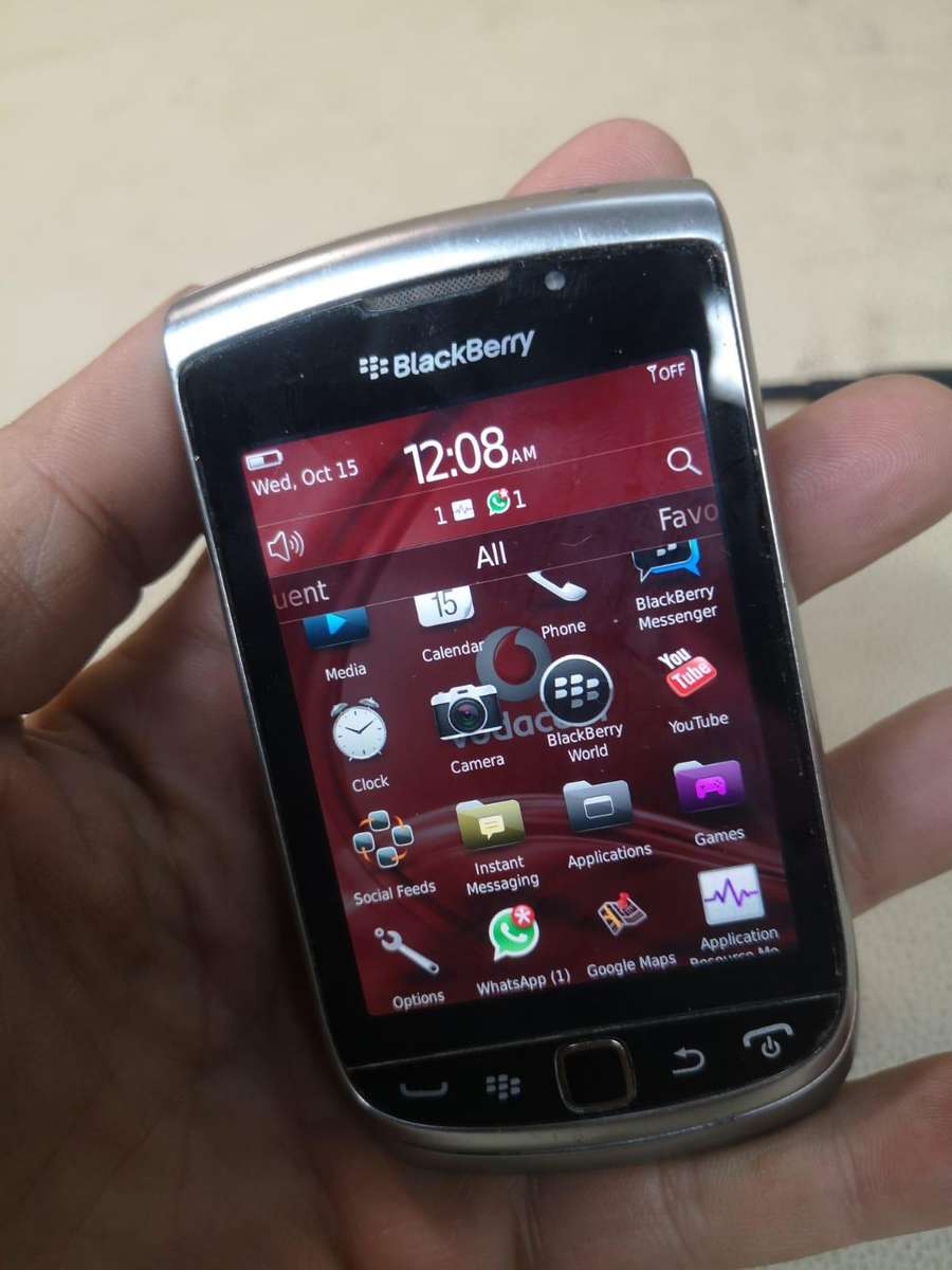 Vintage BlackBerry Torch 9810 - 8 GB - Very Good Condition