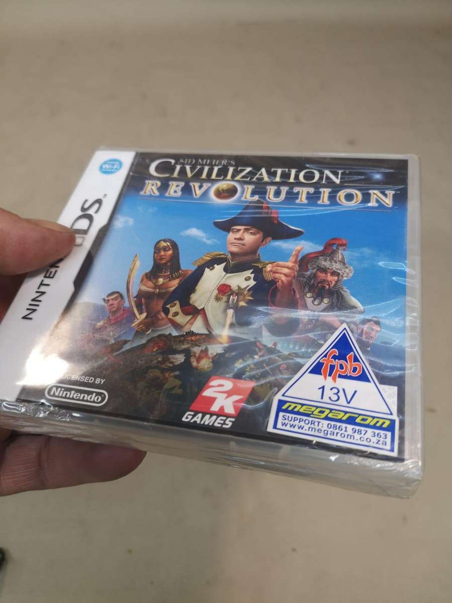 Nintendo DS Lite Console Complete with one Game, Charger & Box